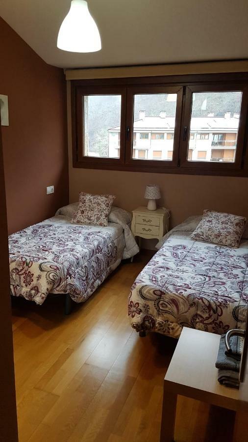 El Balcon Del Sella Daire Onís Dış mekan fotoğraf