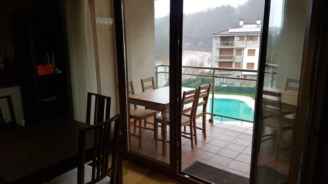 El Balcon Del Sella Daire Onís Dış mekan fotoğraf