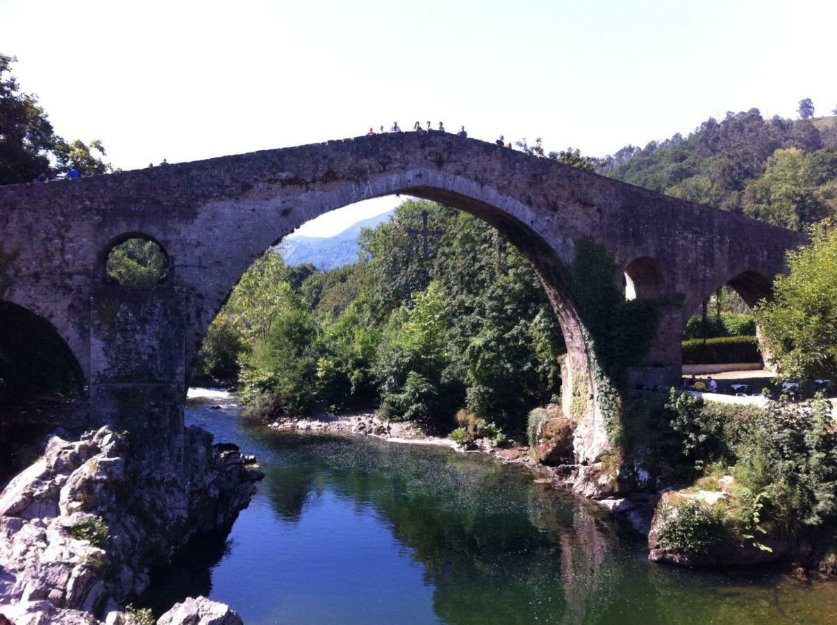 El Balcon Del Sella Daire Onís Dış mekan fotoğraf
