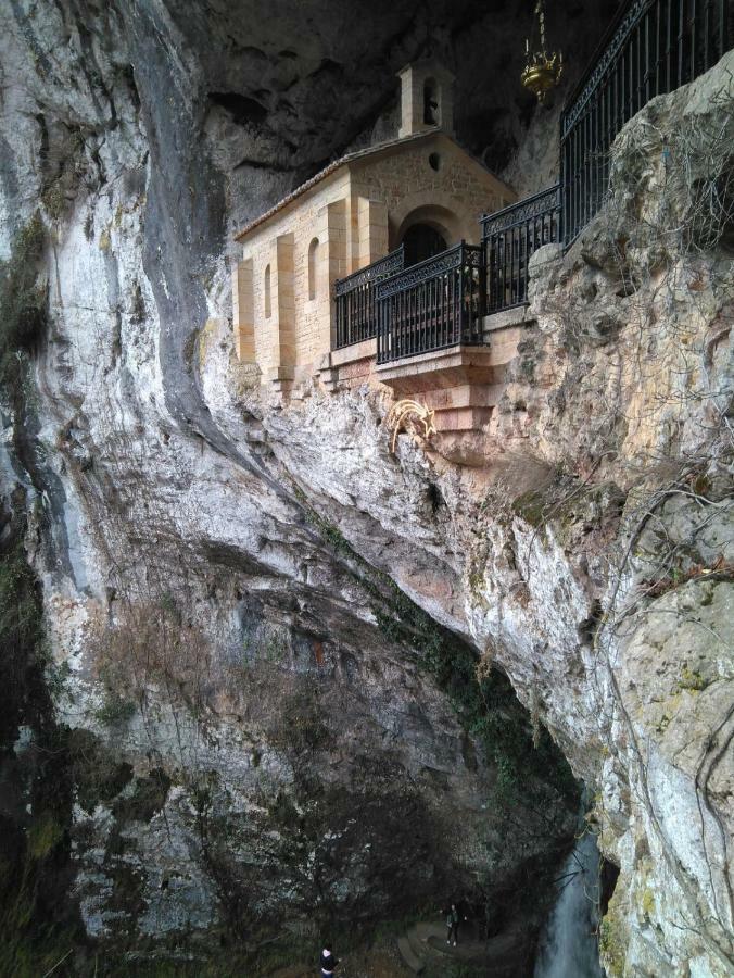 El Balcon Del Sella Daire Onís Dış mekan fotoğraf